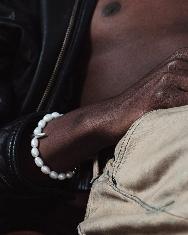 WHITE PEARL SPIKE BRACELET