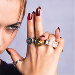 rings on model 
