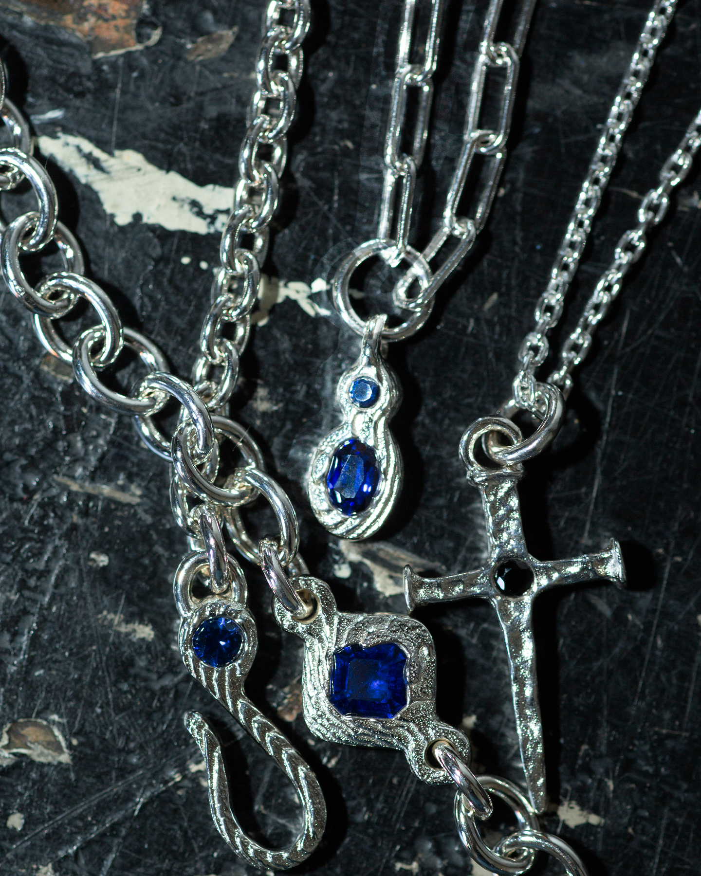 silver and sapphire chains
