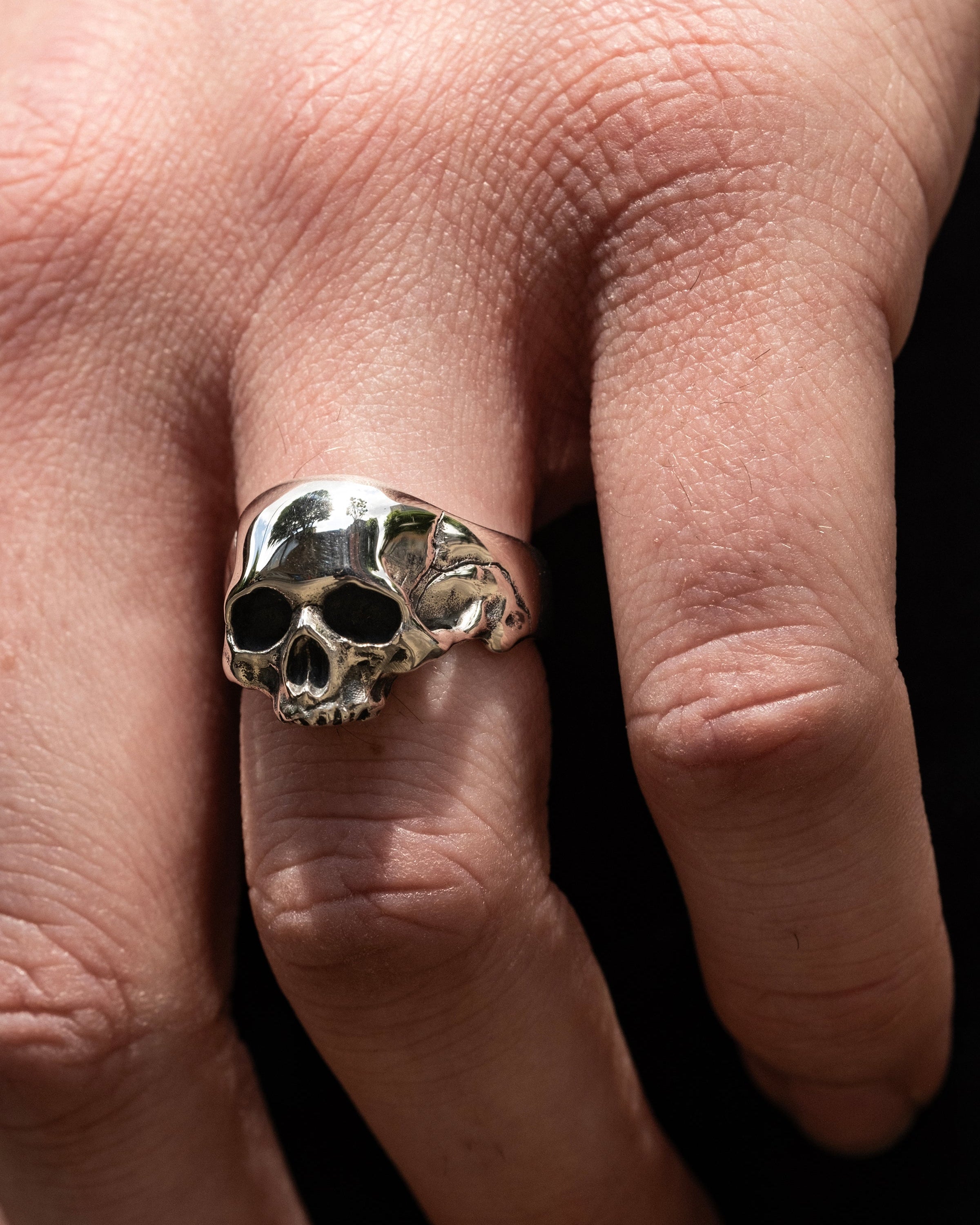 Anatomical Skull Ring - The Hunt
