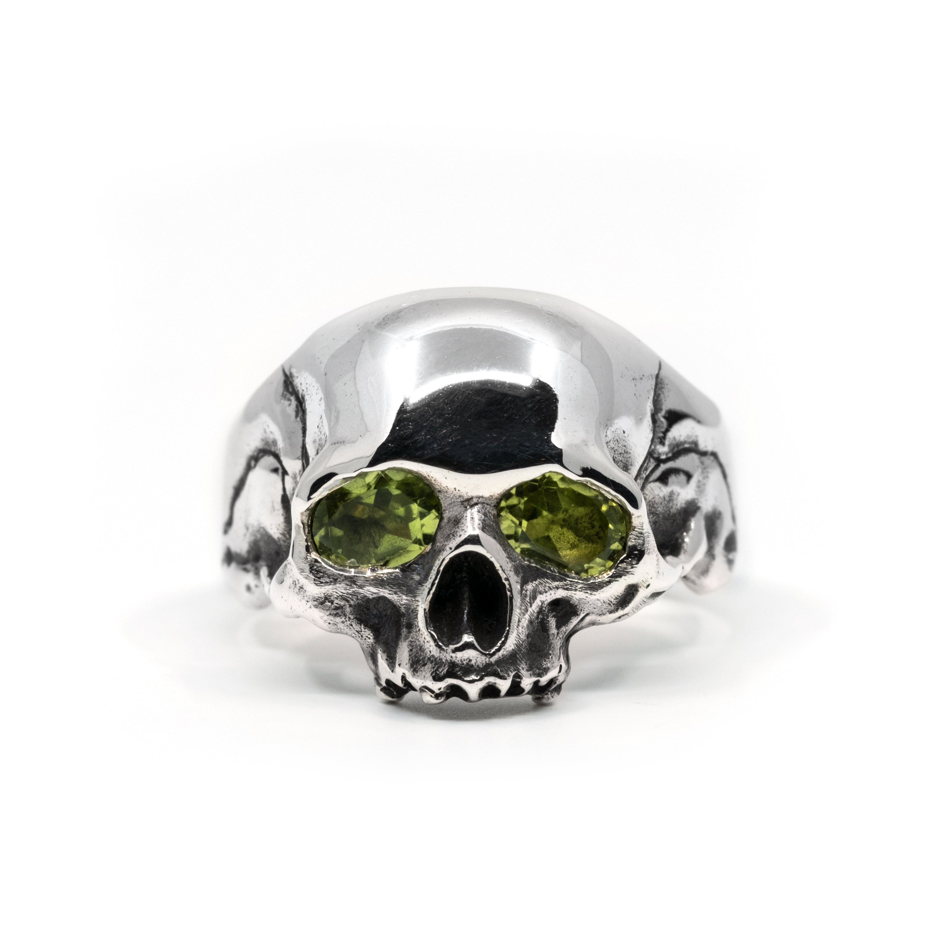 Anatomical Skull With Gemstone Eyes Ring - The Hunt