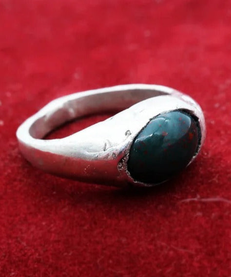 Blood Stone Ring – The Hunt