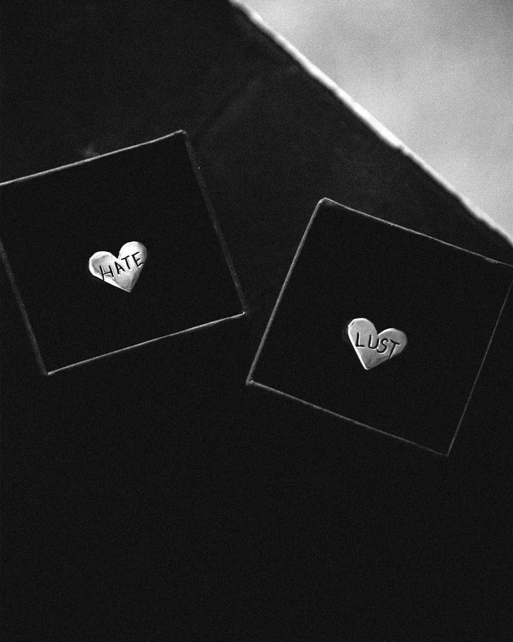 Heart Of Silver W Engraving Options – The Hunt