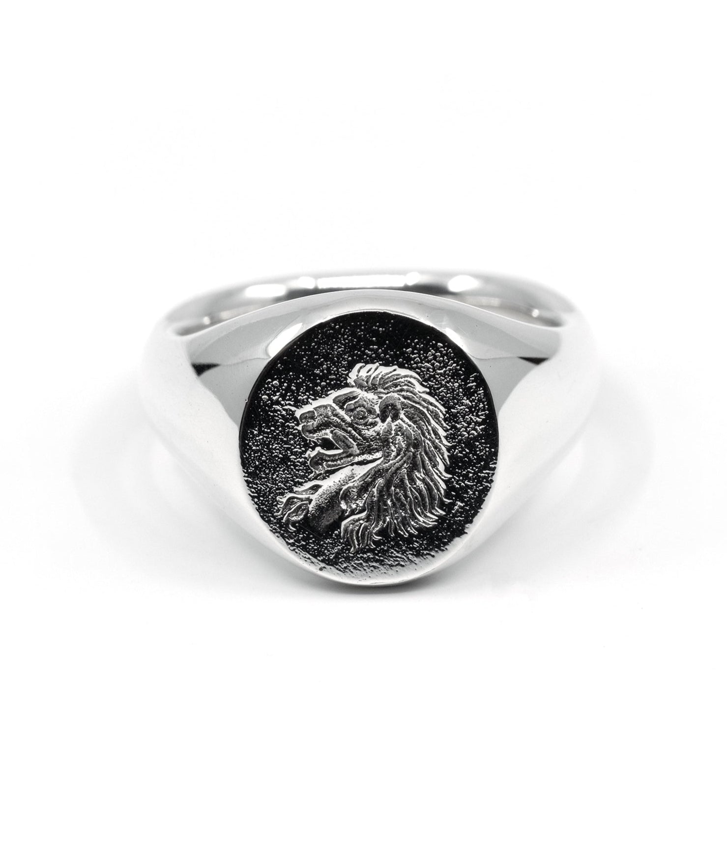 Lion Signet – The Hunt