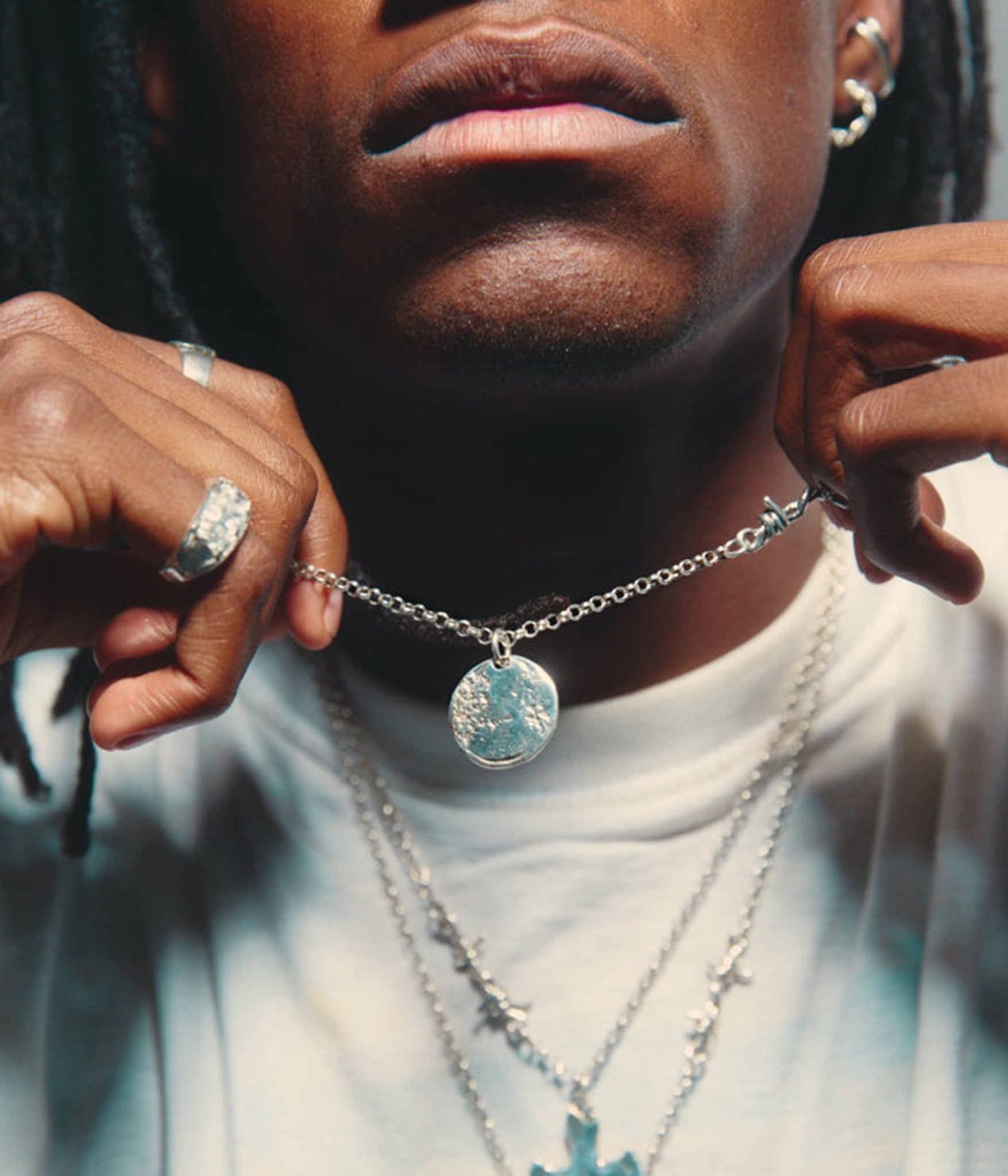 Memento_Mori_Coin_Barbed_Link_Necklace_Thehunt