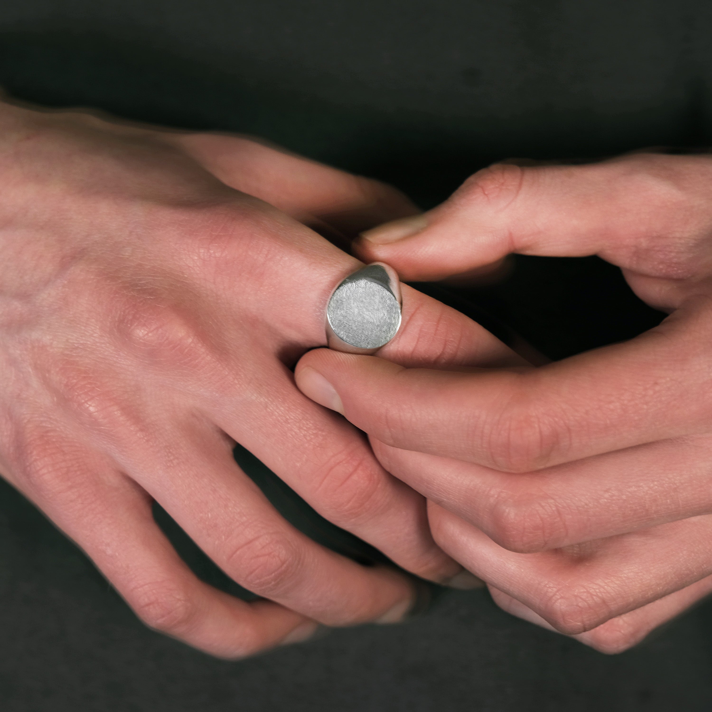 Oval Signet Ring - The Hunt