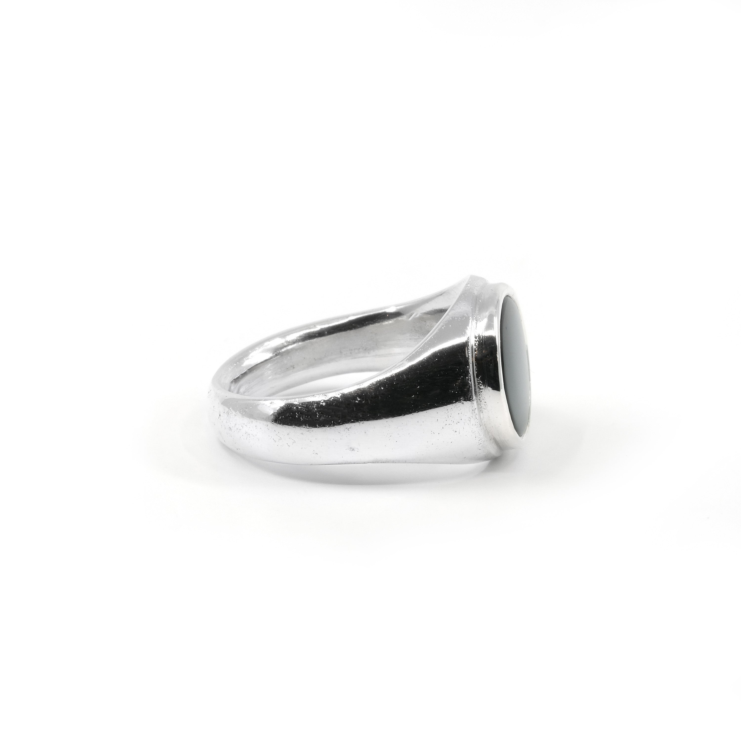 Round Onyx Signet Ring - The Hunt