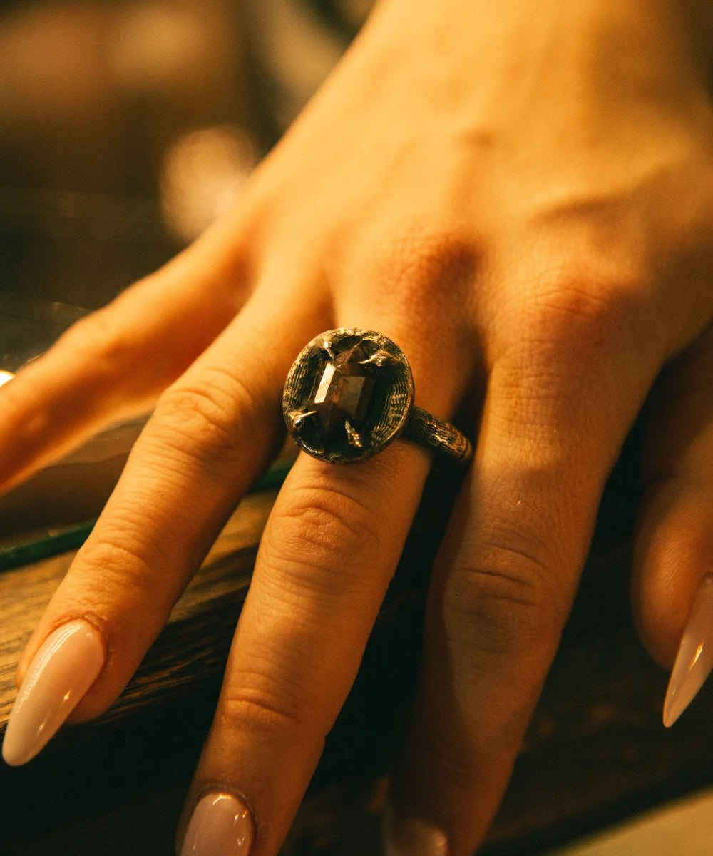 Sapphire Star Ring – The Hunt