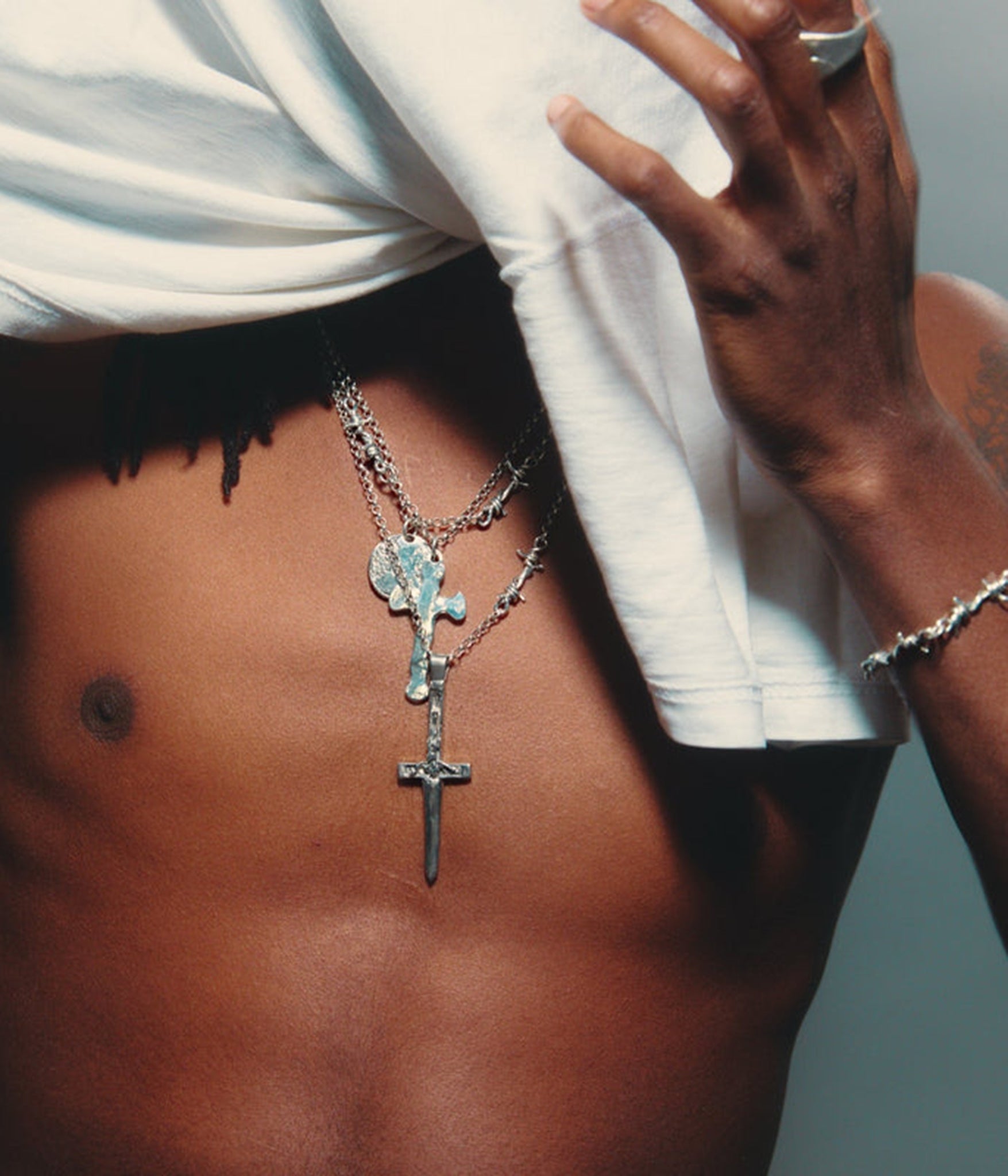 Xl_Crucifix_Dagger_Barbed_Chain_Thehunt